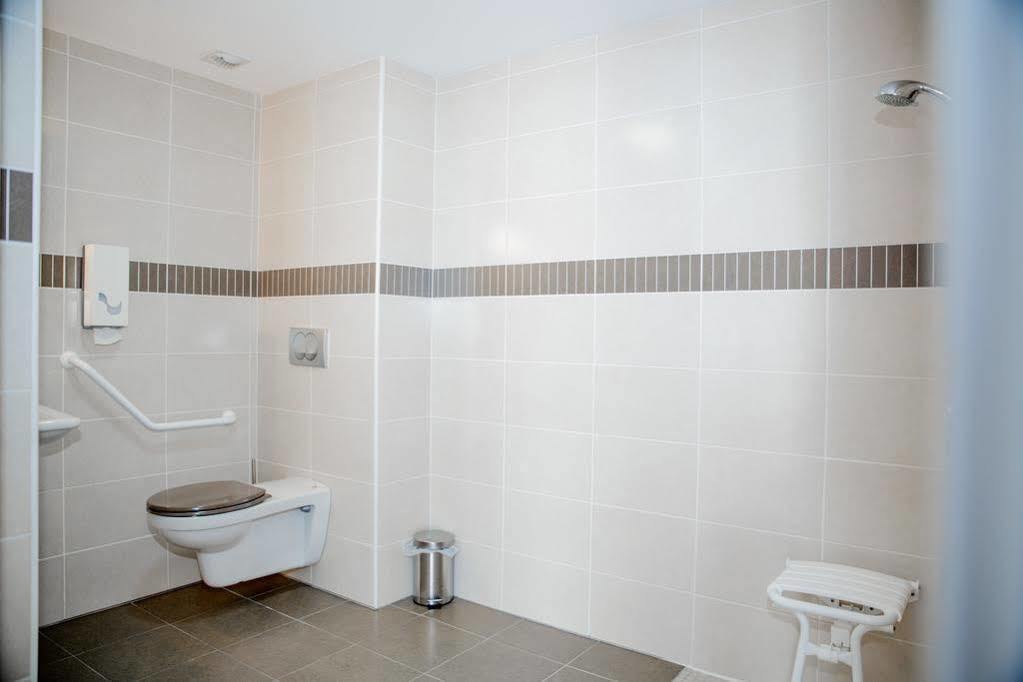 אונדאיי Annexe Hotel De La Gare מראה חיצוני תמונה